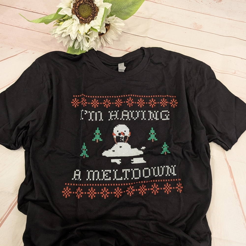 SALE 🎉 Modcloth I'm Having a Meltdown Graphic Tee Xmas Snowman - Picture 6 of 8
